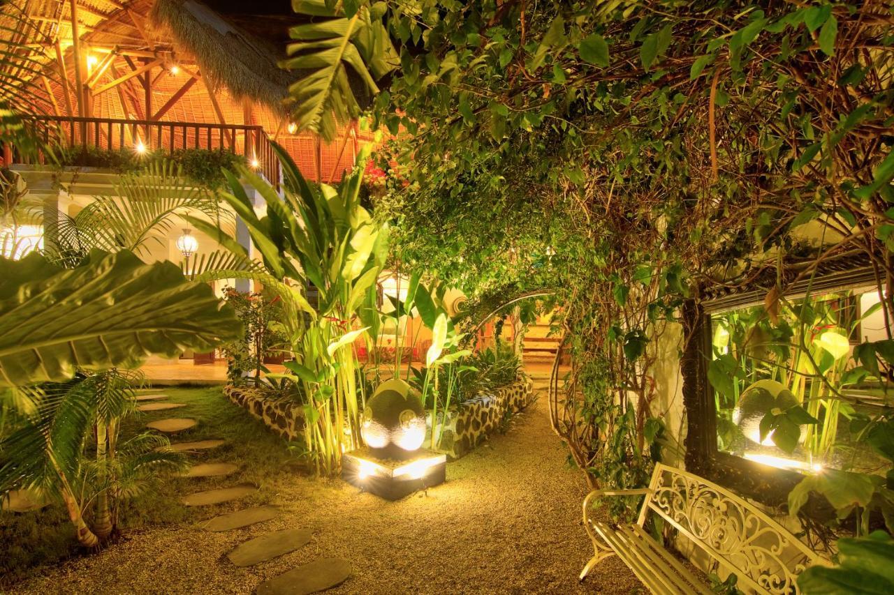 Sannyas Boutique Hotel Uluwatu Exterior foto